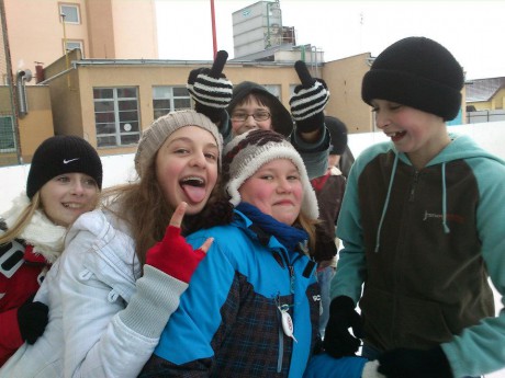 432059_261110847290852_100001758170666_605745_692873389_n